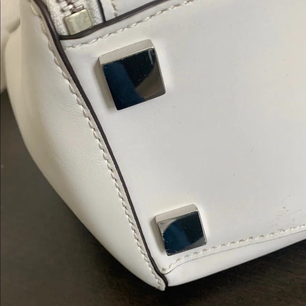 Michael Kors Silver and White Tote Bag with Geometric Design